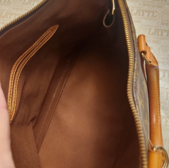 Louis Vuitton Alma PM Sachel bag - Picture 5 of 17